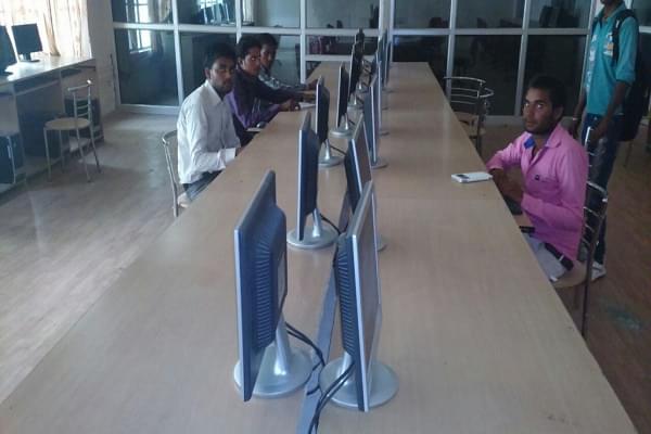 J.S. University Shikohabad hostel photo 15